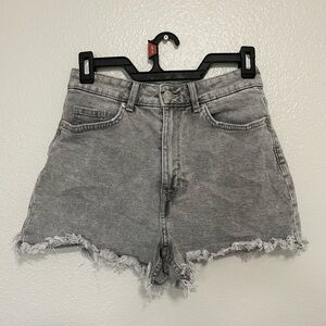 H&M Divided Gray High Rise Denim Cutoff Shorts Size US 4